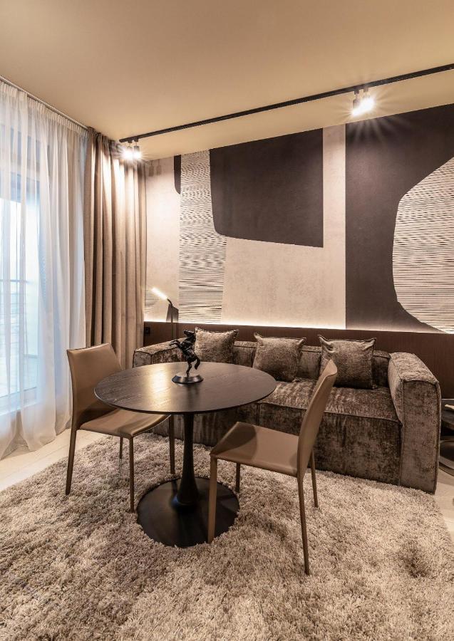 Apartment High Five Apartments, Area Dnipro